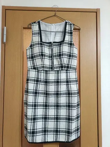 새상품 [ L ] 화이트 블랙 체크 무늬 타이트 드레스