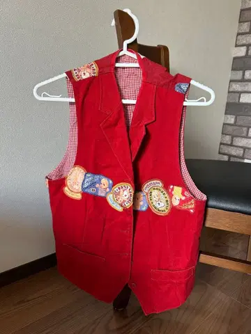 핑크하우스 베스트 빨간색 큐피 디자인