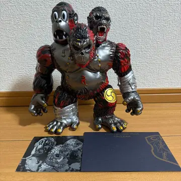 카프킥 도쿄 타이 킹스 5기 빨간색과 검정색