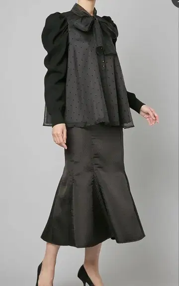 셀포드 니트 콤비 오간자 도트 블라우스