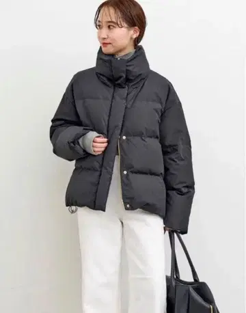 새상품 미사용 Deuxieme Classe Short 다운 자켓