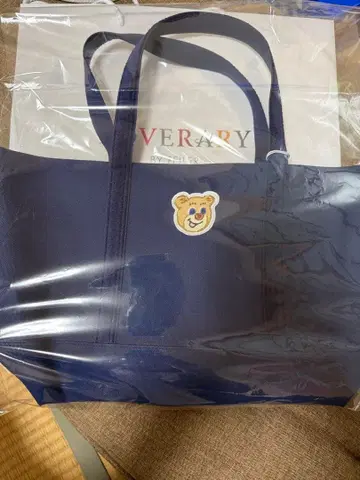 당일 발송 러브러리 바이 페이 리 올드 테디 토트백 네이비