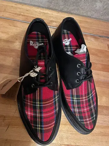 Dr.Martens 체크 무늬