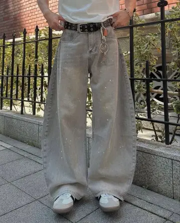 ADAMASTE 배기 페인트 데님 팬츠