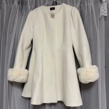 에블린 비쥬 코트