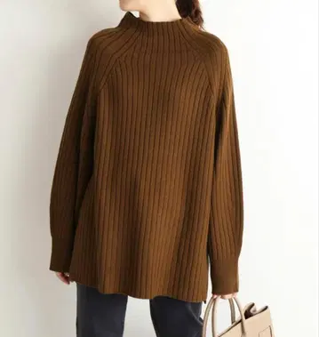 슬로브 이에나 와이드 리브 뉴앙스 터틀 풀오버 울 93%