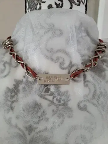 [ 새상품급 ] 고티에 목걸이 초커 플레이트 체인