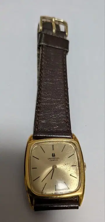 UNIVERSALGENEVE 수동 와인딩