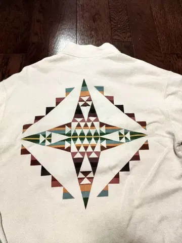 pendleton niko and - 맨투맨 M 네이티브 무늬 크림