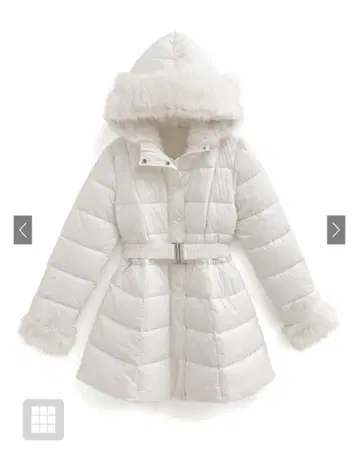 벨트 부착 퍼 A라인 다운 코트