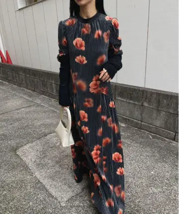 Ameri MILA VELOUR CUT DRESS 블랙 M 사이즈