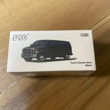 Ford E-Series Vans 1:64 스케일 블랙