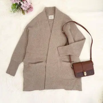 이에나 캐시미어 혼방 두꺼운 원단 롱 니트 가디건 베이지