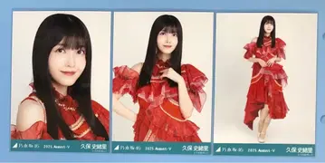 노기자카46 브로마이드 13thBD 라이브 의상2 쿠보 시오리 컴프