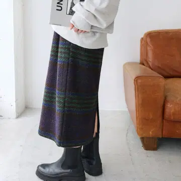 andme 울 체크 무늬 타이트 스커트 새상품급