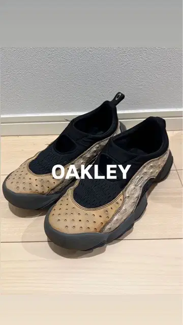 OAKLEY 슬립온 스니커즈 26.5cm