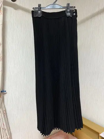 Seven fairy 컨디션 최상 플리츠 스커트 블랙