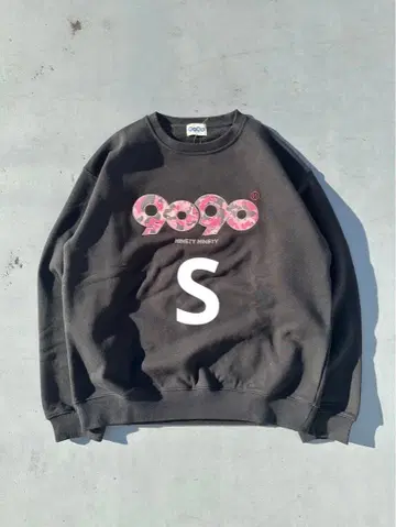 9090 OG 로고 오리지널 크루넥 스웨트 S