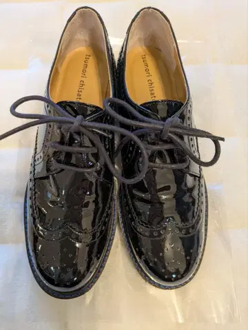 츠모리 치사토 윙 팁 레이스업 슈즈 23cm