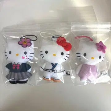 맥도날드 헬로키티 50주년 마스코트