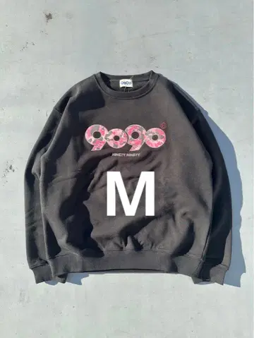 9090 OG Logo Original Crewneck Sweat