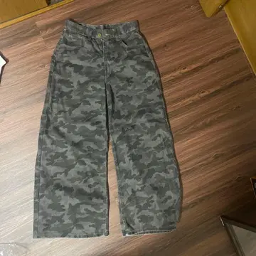 카모 패턴 와이드 벌룬 레그 데님 팬츠