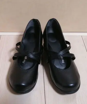 새상품급 리게타 스트랩 펌프스 블랙 S