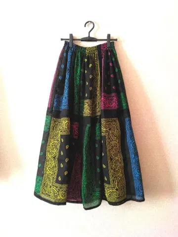 반다나 패치워크 롱 스커트 블랙 멀티