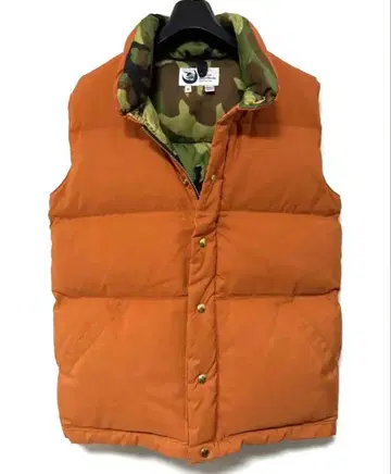 크레센트 다운 웍스 다운 베스트 M