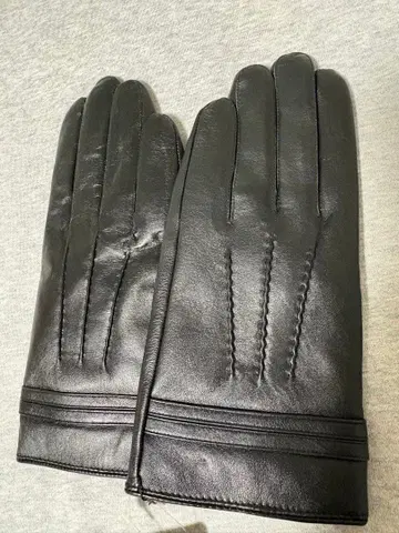 블랙 가죽 장갑 클래식 디자인