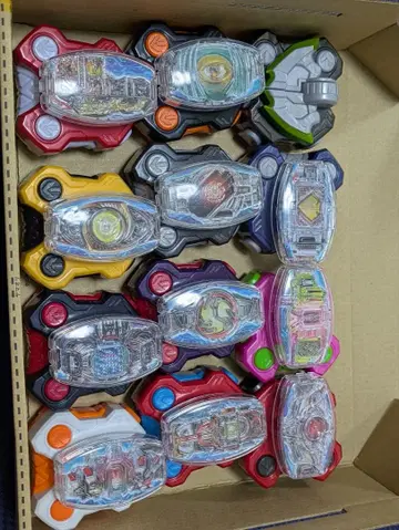 가면라이더 기츠 레전드 라이더 레이즈 버클 세트 12점