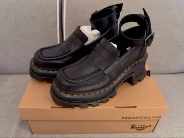 Dr. Martens CORRAN LOAFER