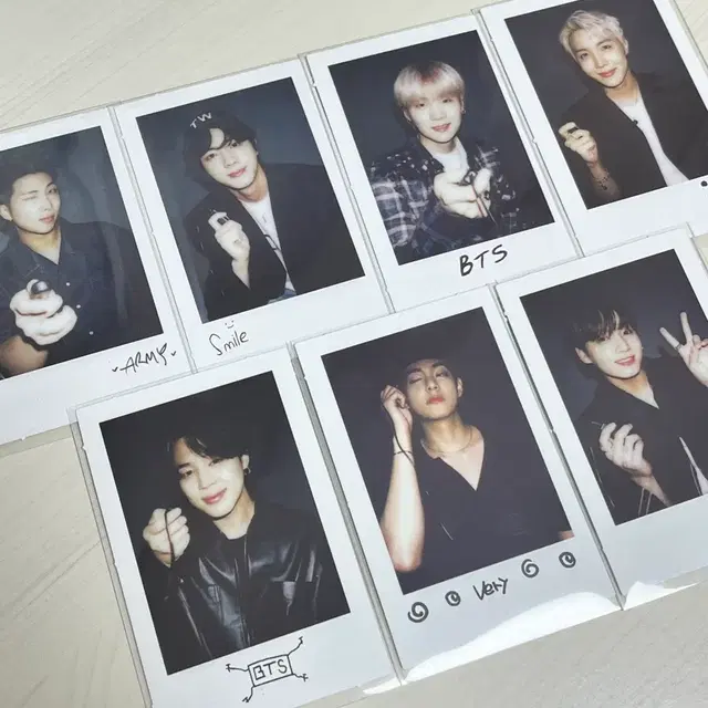 방탄소년단 단체포토북 Us, Ourselves 폴라로이드 포카 일괄