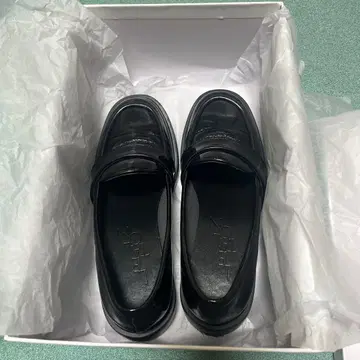 IT TALON 블랙 로퍼 22.5cm