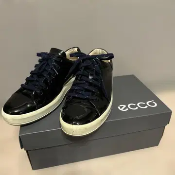 ecco 에나멜 네이비 스니커즈 36 22.5cm