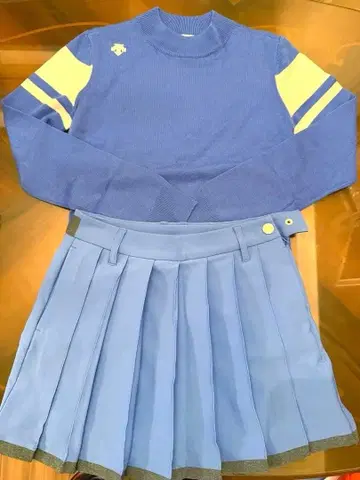 데상트 골프 여성용 스웨터, 스커트