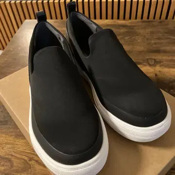 Ortensia 페더 슬립온 23.5cm