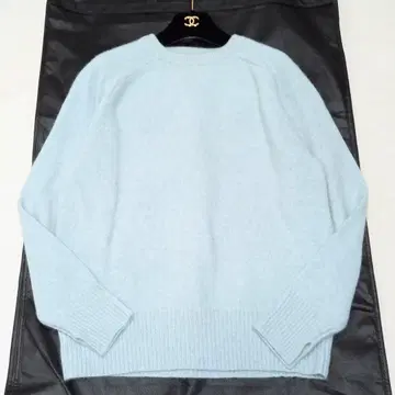 컨디션 최상 현행 23구 폭스 니트 풀오버 사이즈 38 톤 다운 L 블루