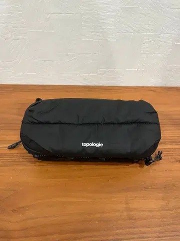 topologie 블랙 보틀 사코슈