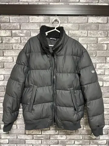 ZARA 러버 피니시 퍼프 자켓 블랙 XL
