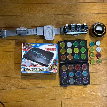 오메달과 변신 벨트 세트