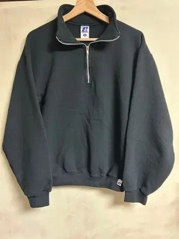 러셀 애슬레틱 맨투맨