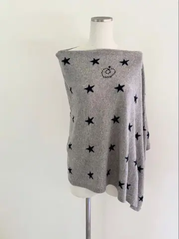 퀸앤벨 스타 패턴 캐시미어 니트 판초