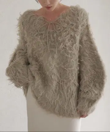 앞뒤 2way 프론트 리본 샤기 니트