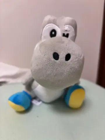 흰색 요시 봉제 인형