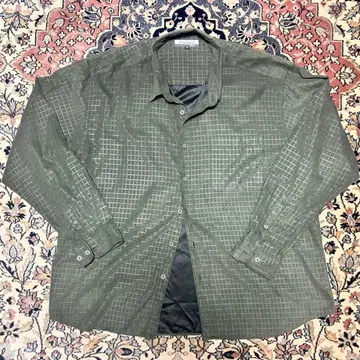 [ 00s ] Firethorn swade shirt