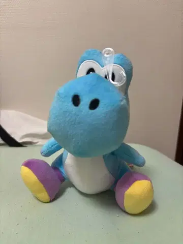하늘색 요시 봉제 인형
