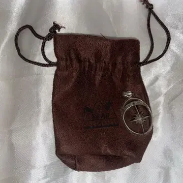 스웨이드 나침반 참 포함 썬 심볼 실버 925 펜던트 탑