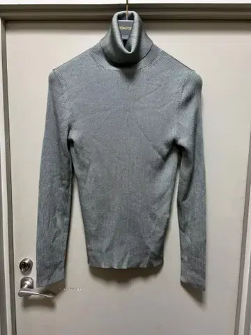 새상품급 톰포드 실크 100% 터틀 니트 스웨터