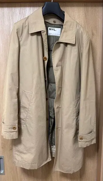 MHL 마가렛호웰 베이지 스텐카라 코트